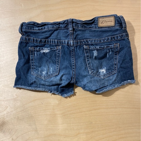 Guess Women's Distressed Denim Shorts - Blue Size 26 (IZ) - Picture 10 of 12